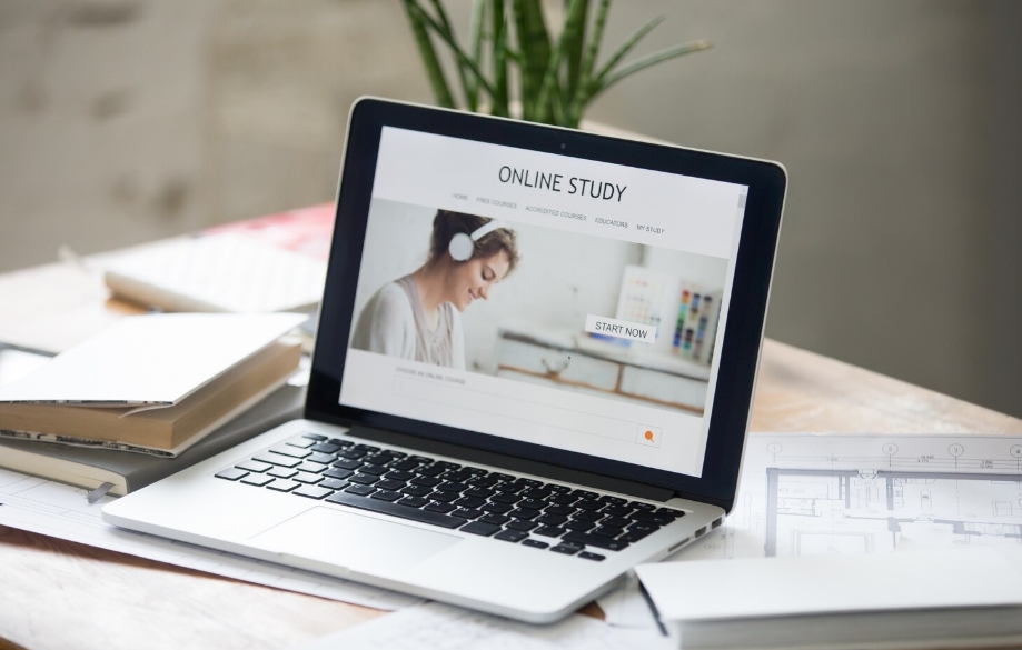 100 Days of Code™: The Complete Python Pro Bootcamp